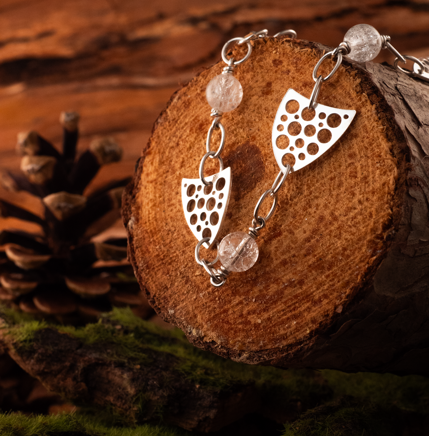 Butterfly armbånd, mellem og aflang vinge med bjergkrystal