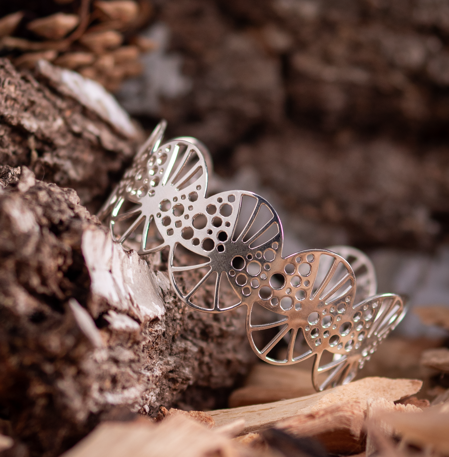 Butterfly cuff med små ovaler