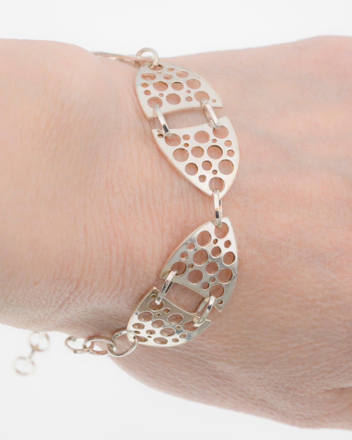Butterfly armbånd med mellem vinge