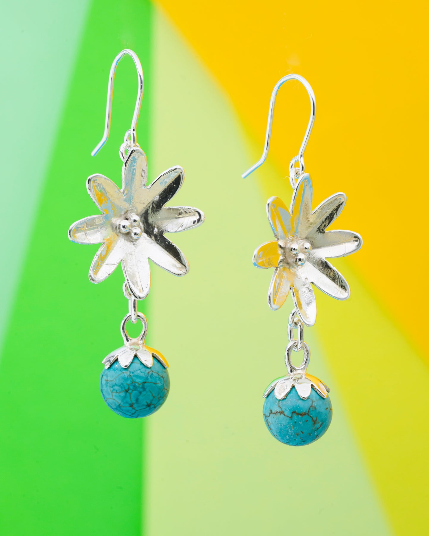Yvonne large flower earring with aquamarine