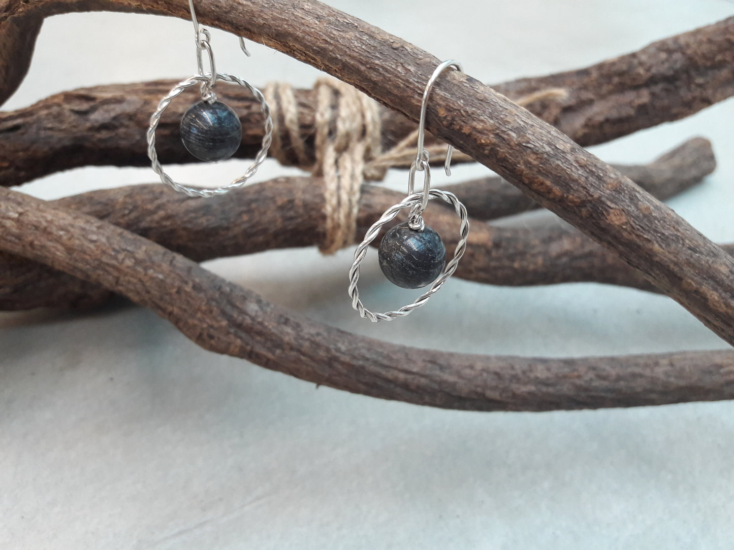 Viking snoet ørering med Silverleaf Jaspis