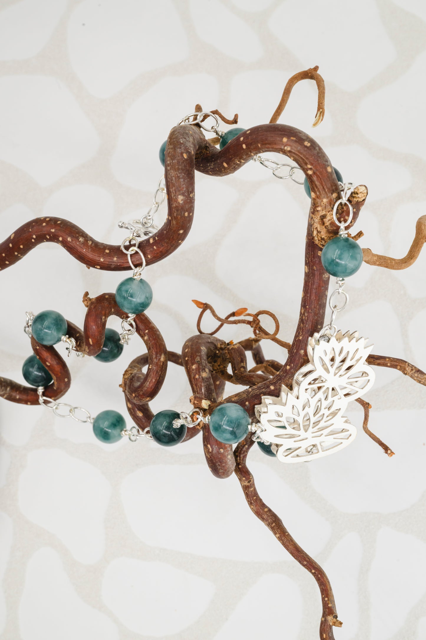 Monet & Me halskæde med mosagat