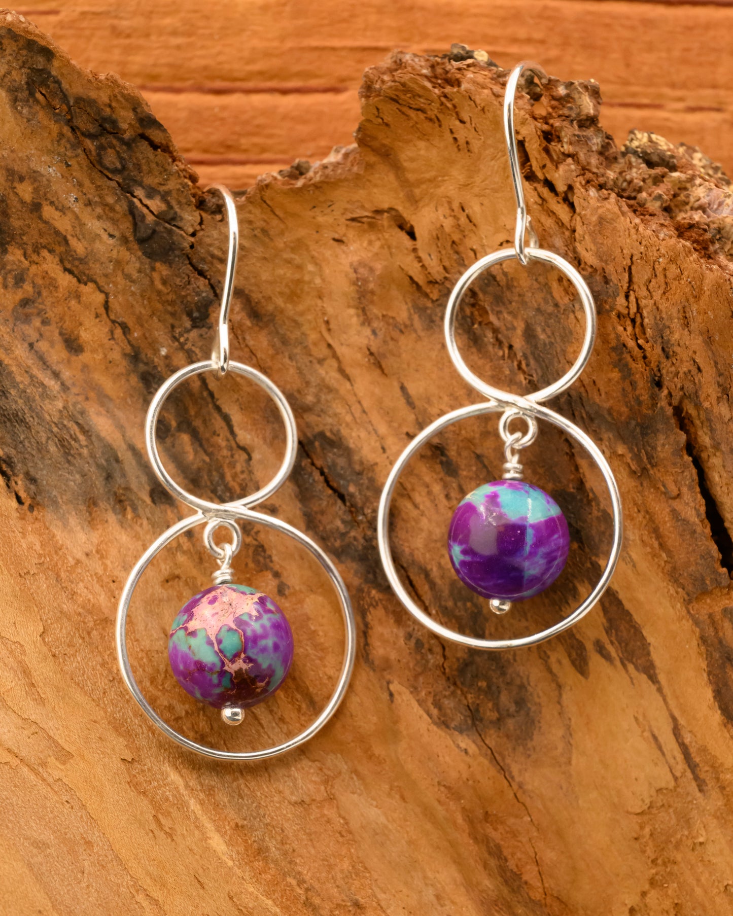 Drop-shaped earrings with purple agate (Copy)