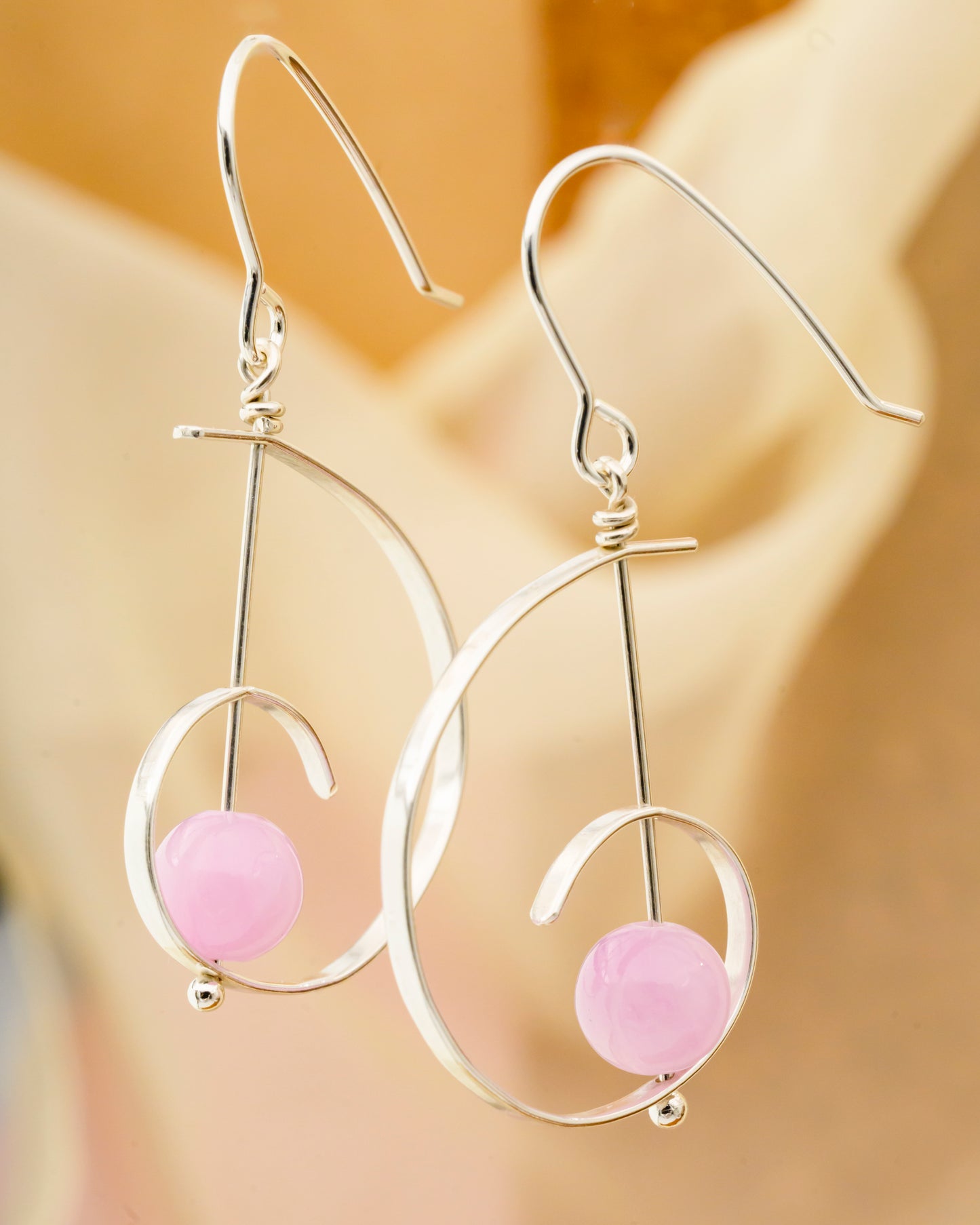 Drop-shaped earrings with purple agate (Copy)