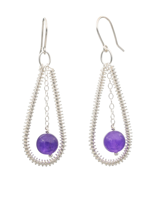 Drop-shaped earrings with purple agate